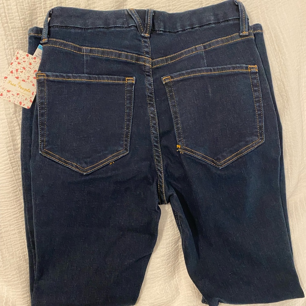 NEW! Free People Dark Rinse Skinny Jeans -
